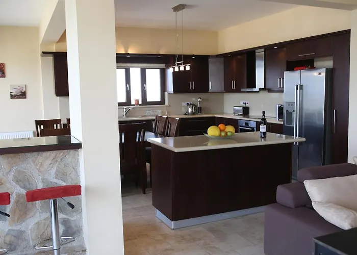 Starlit Villa *