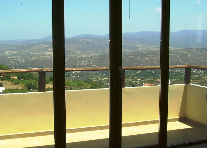 Starlit Villa Theletra